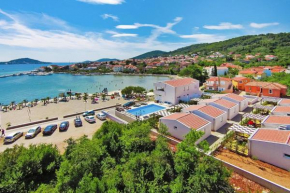 Apartments Dalmatia in Preko island Ugljan with swimmingpool